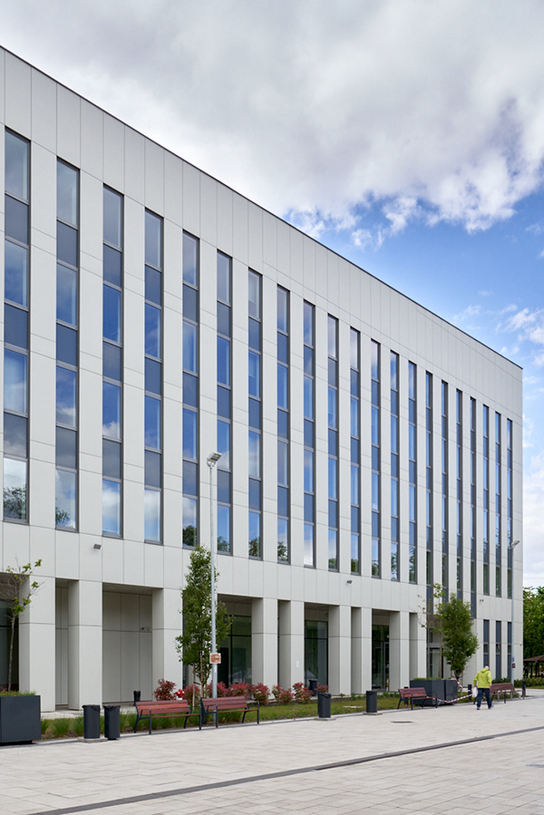 公共服务大学丨匈牙利布达佩斯丨FintaStudio-17