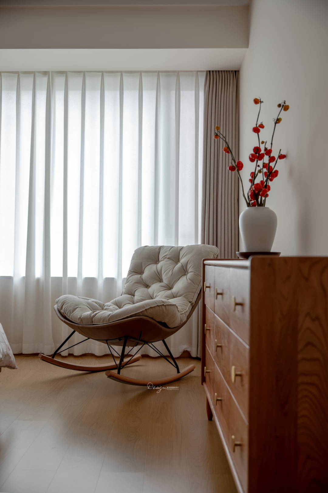 空间“减法”·克制之处找寻温馨归宿丨紫苹果装饰-30