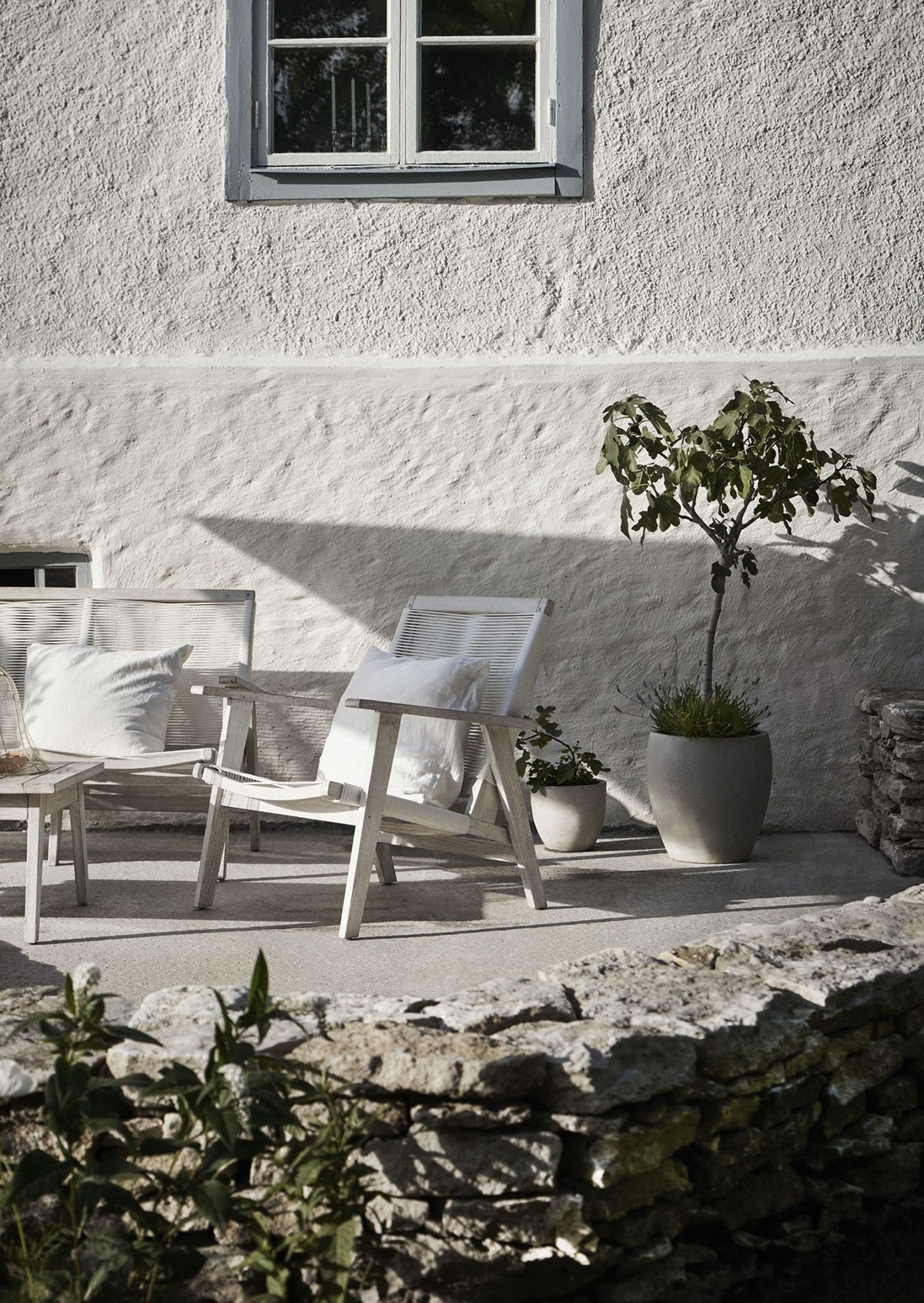 瑞典哥特兰岛的石制别墅 | 回归自然的摩登北欧风-4