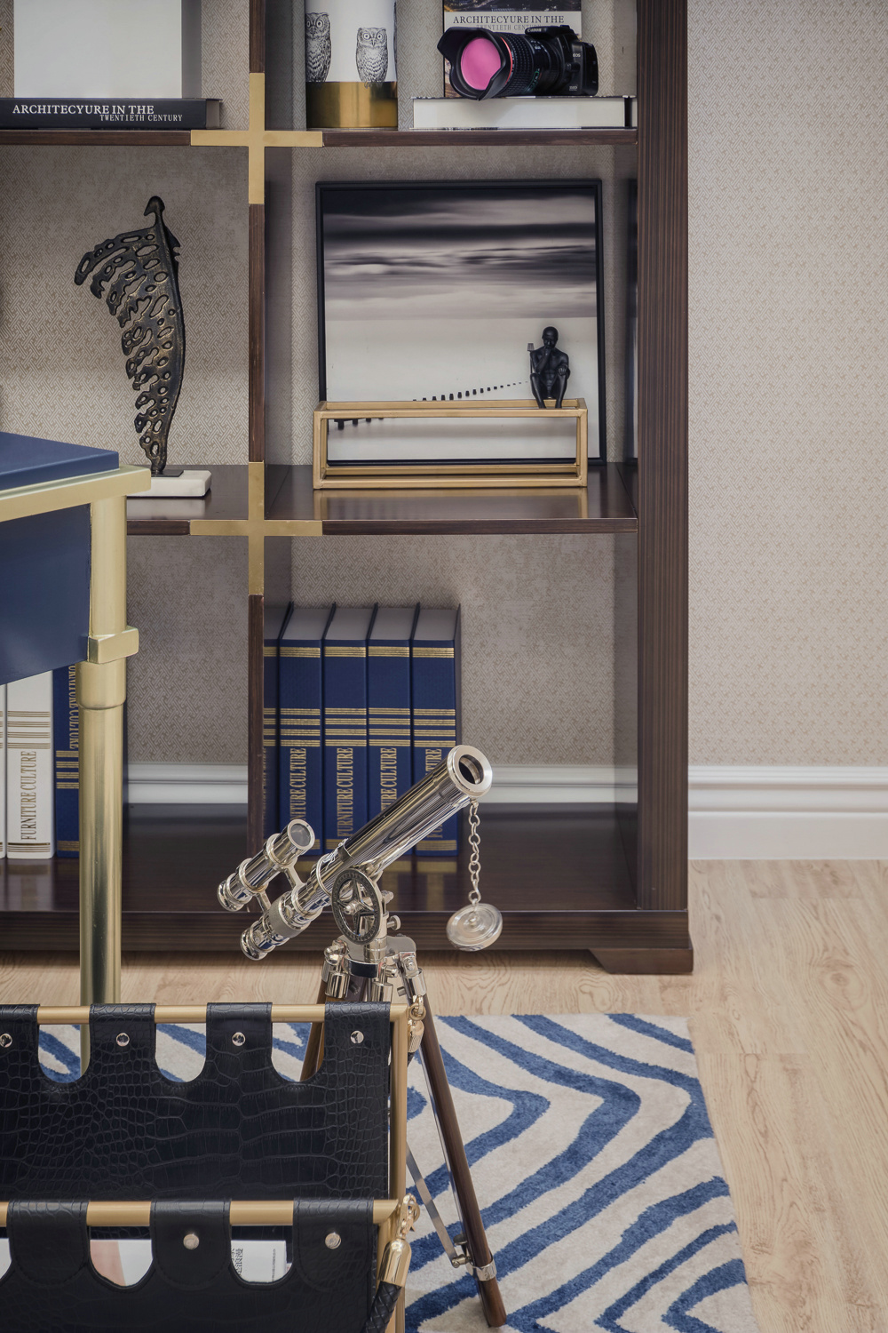 成都融创观玺台高层样板间-17