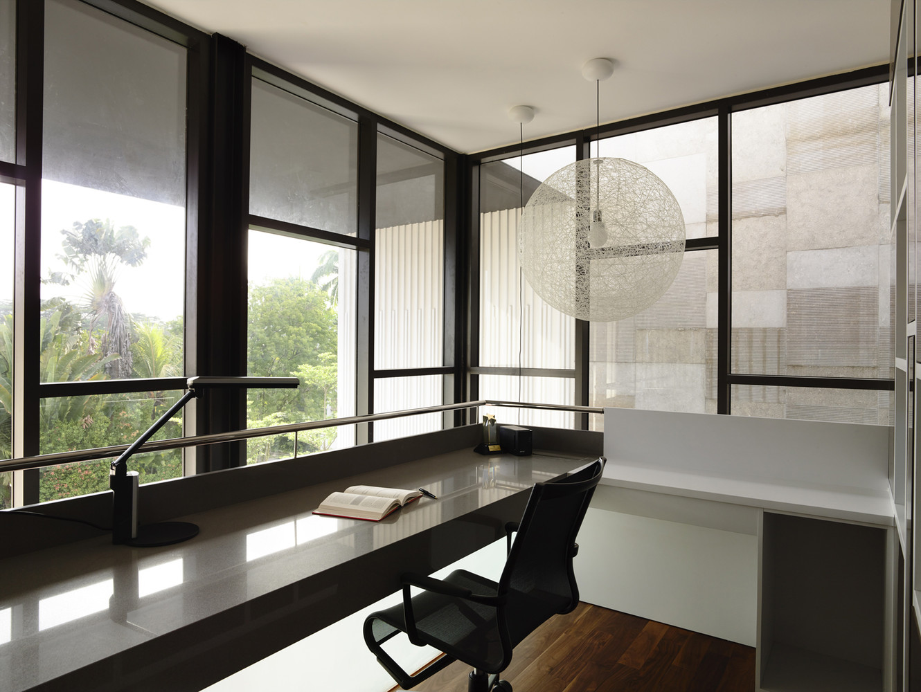 2 Holland Grove   A D LAB-59