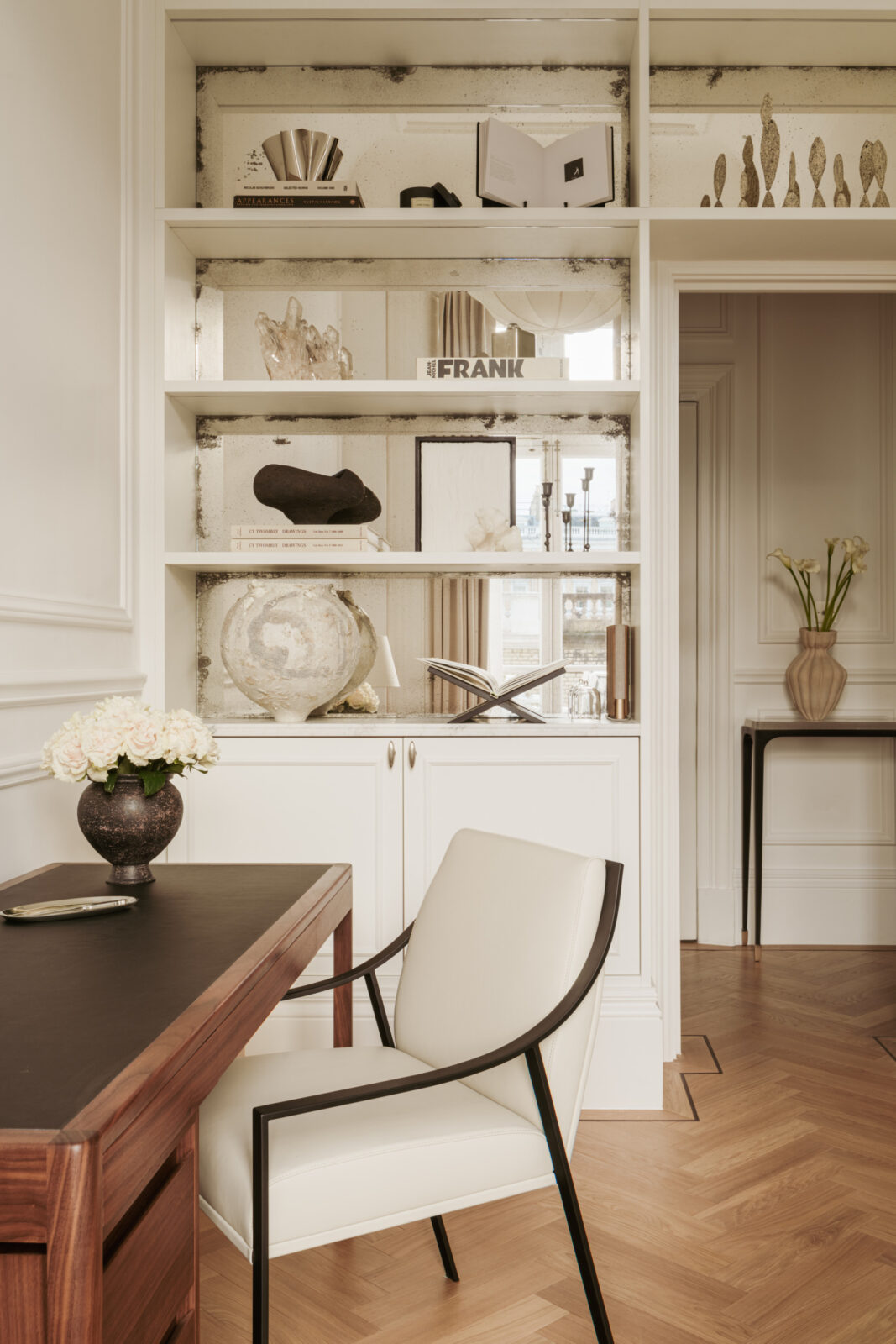 黑魅之欲88号香水 南肯辛顿款

注：Covet Noir推测是某香水名称系列，直译为黑魅之欲，N⁰88表示88号 ，South Kensington是伦敦的一个地名南肯辛顿，这里结合语境推测可能是该香水的一个特别款式名称，整体按上述方式翻译 -23