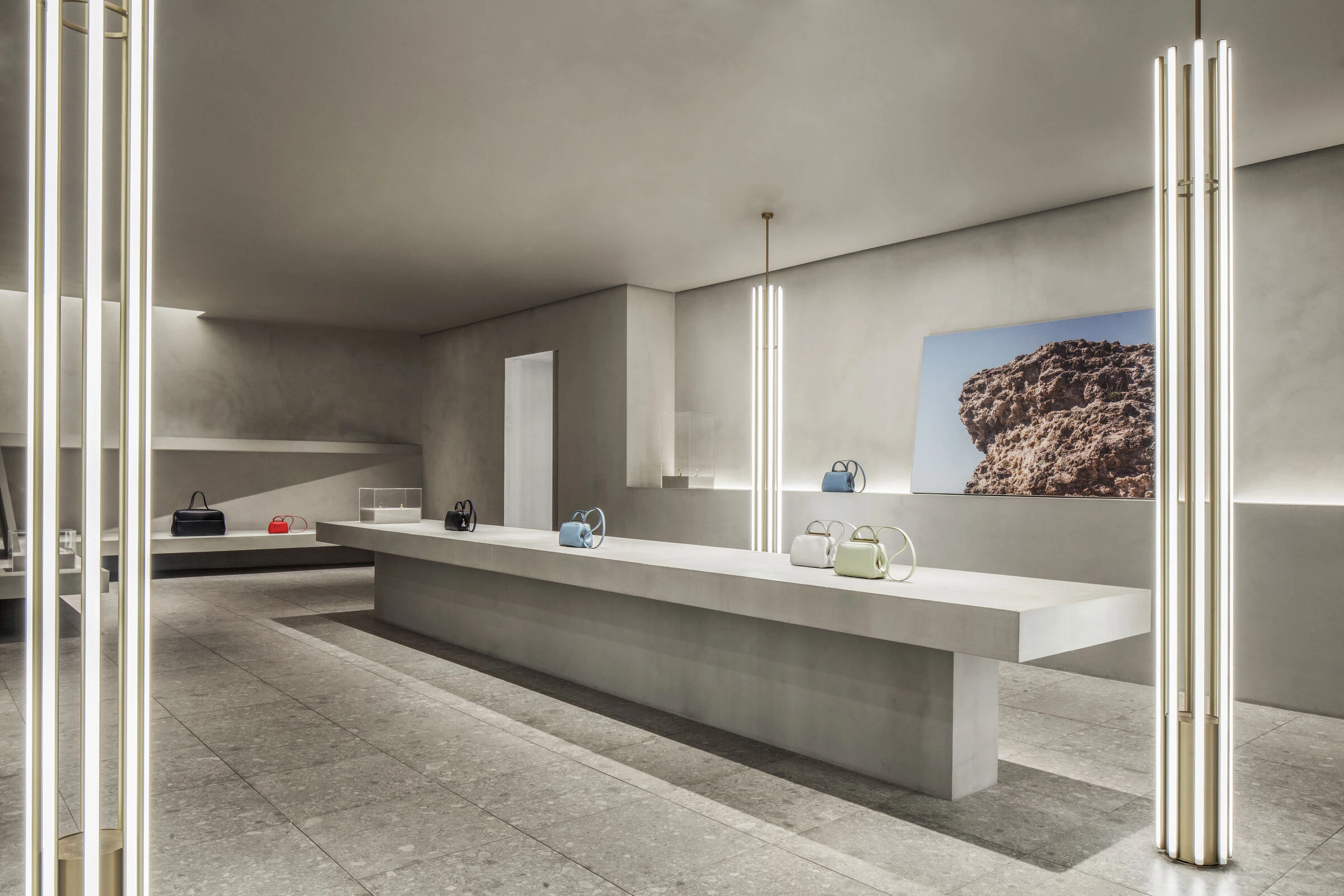 Valextra Flagship Store Milan-12