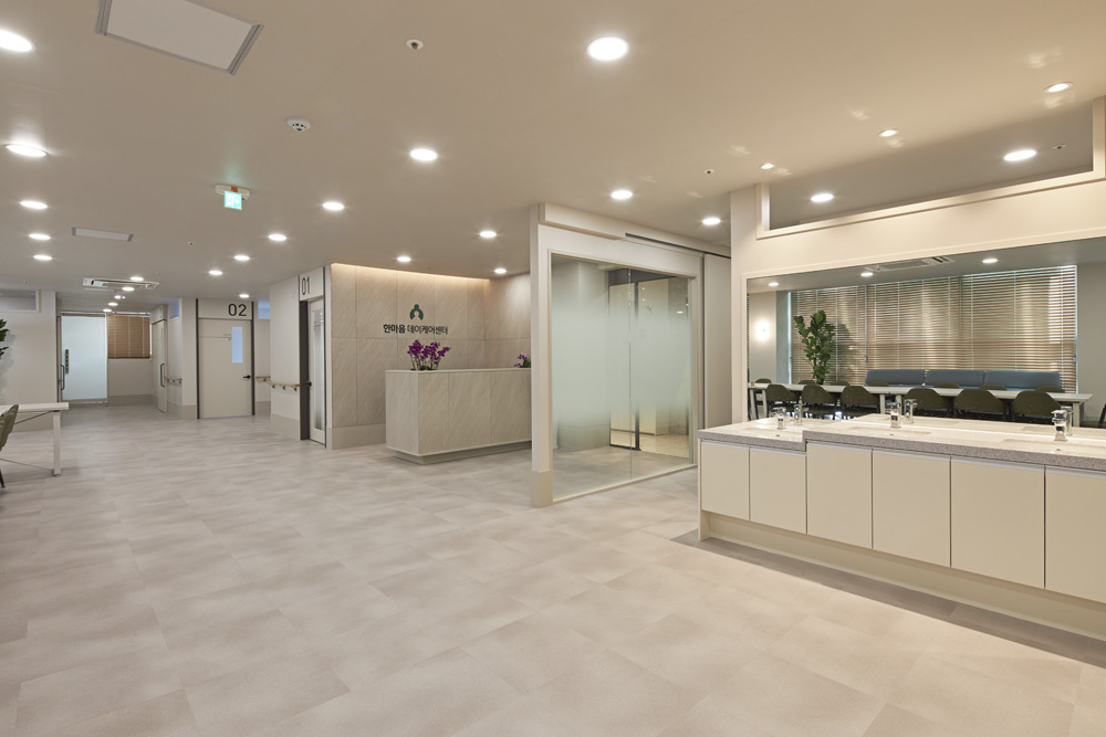 现代风格 120 平米甜品店设计案例-4