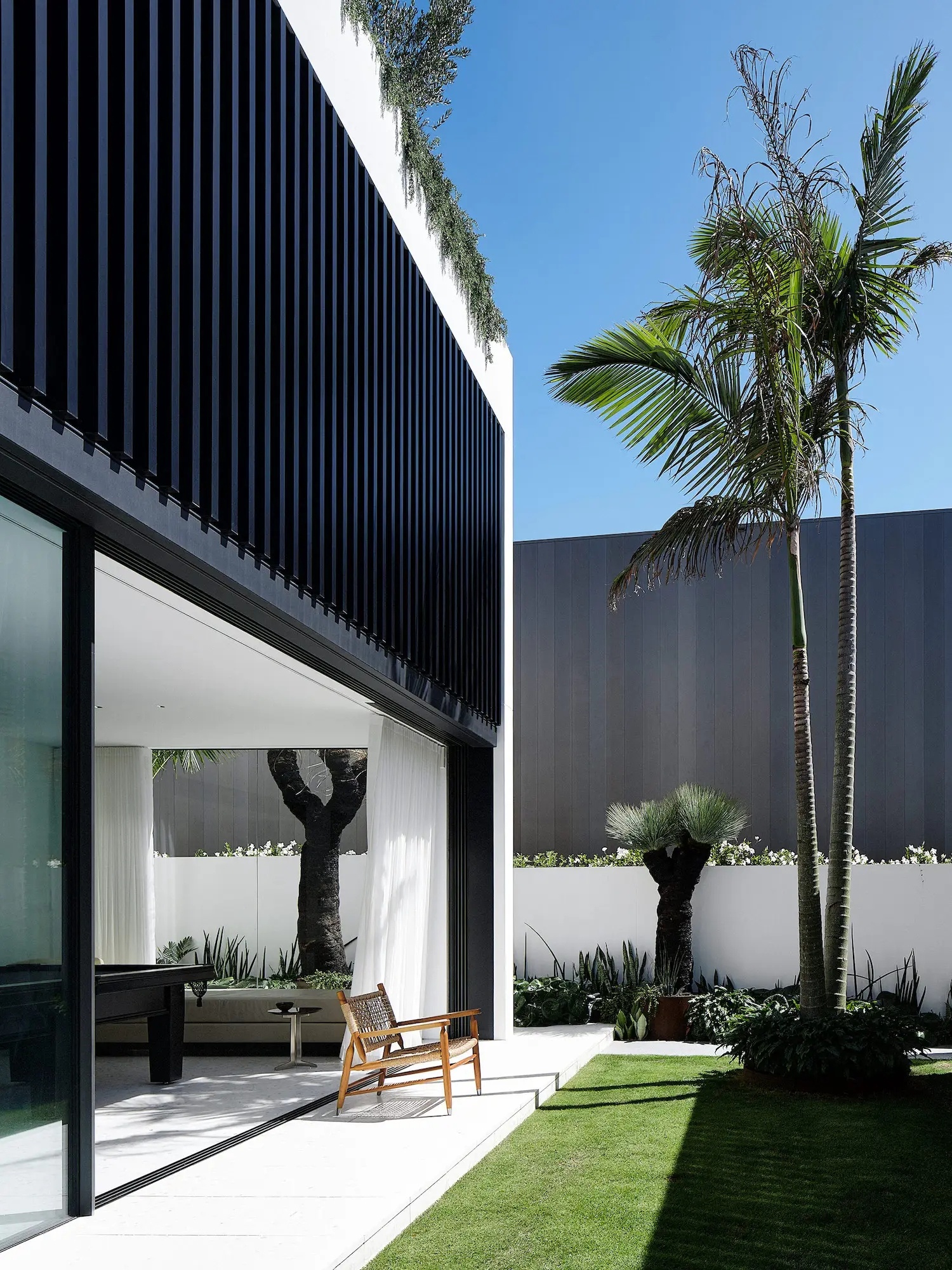 Exclusive Film  Clontarf House | Mathieson Architects-0