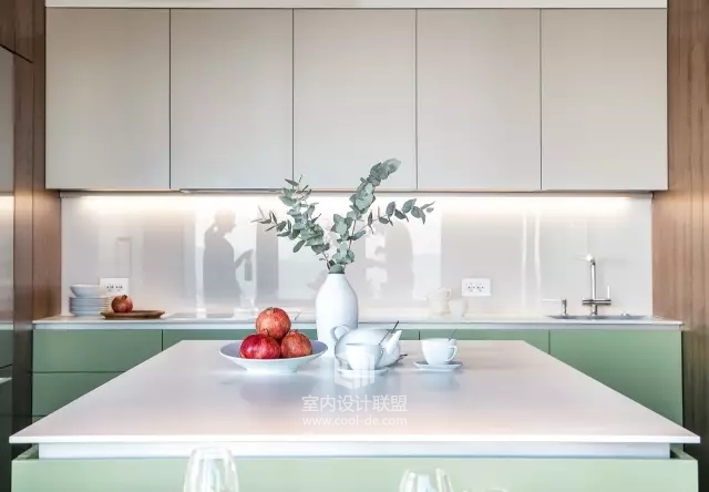 软装陈设如此精彩的基辅公寓-29