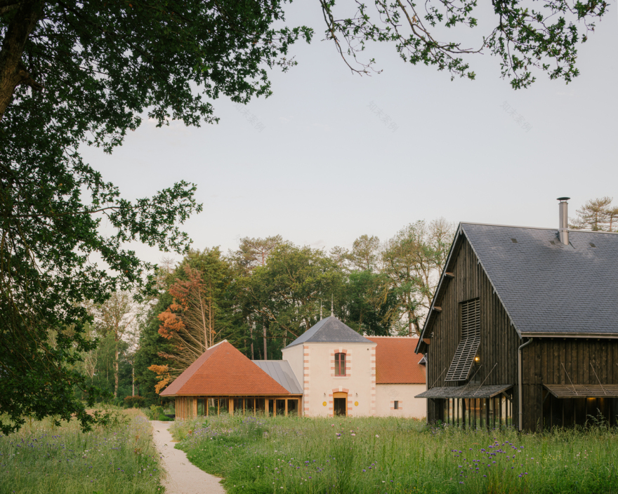 法国 Cheverny 城堡酒店扩建丨Collet Muller Architectes-41