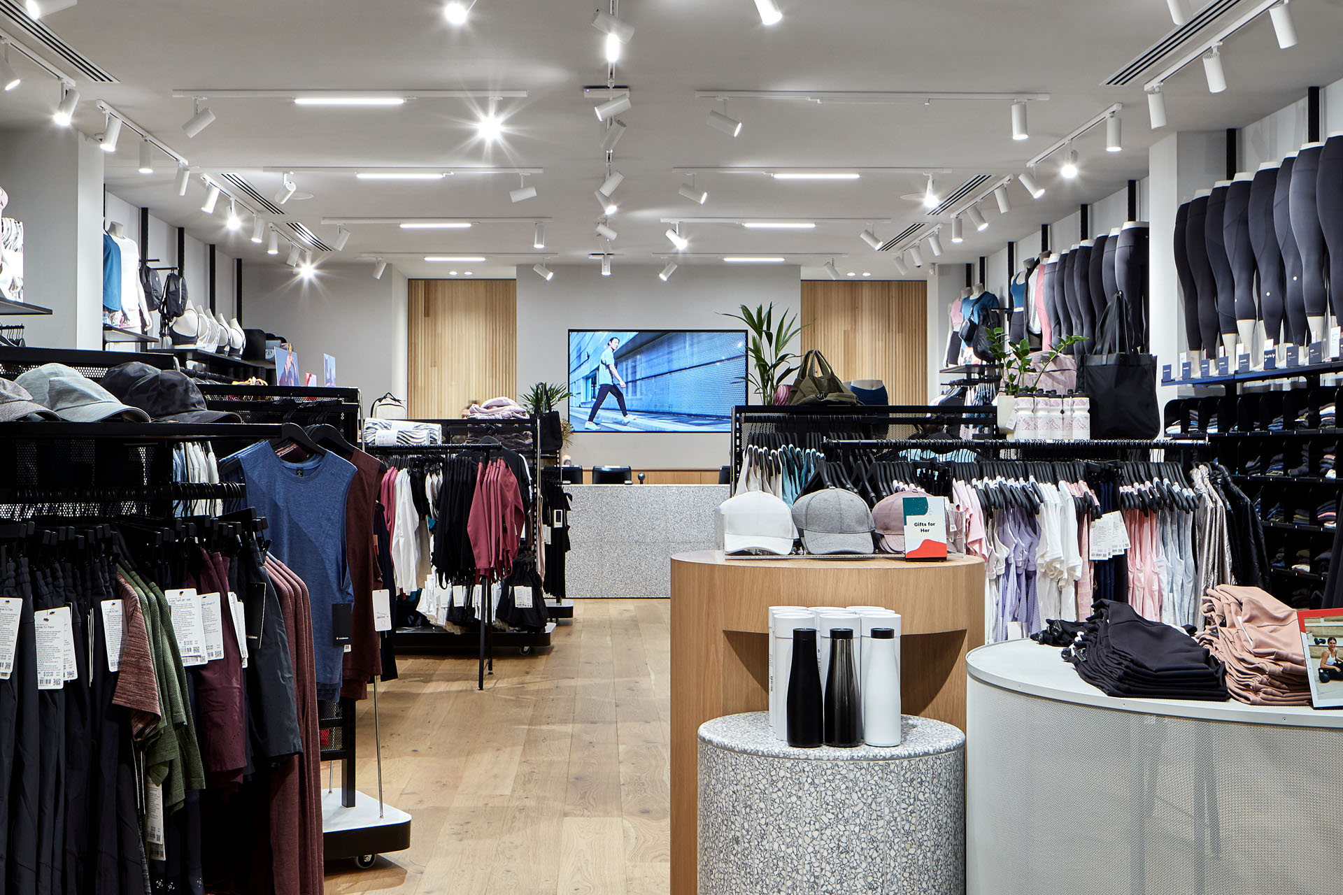 Lululemon Emporium Jean-Pierre Biasol-3