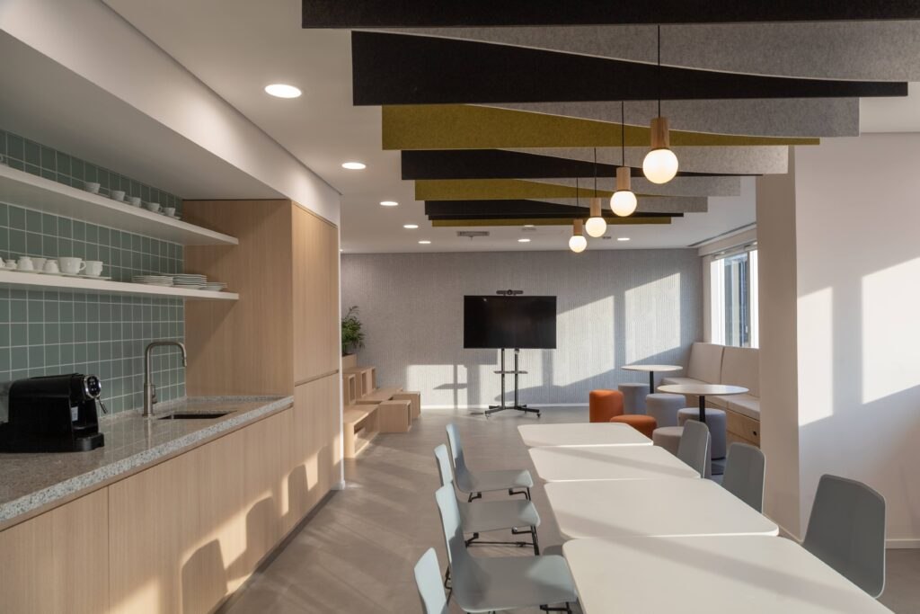 3G 办公（室）（注：3G Office常见指利用 3G 网络实现的办公场景，3G Office直译为3G 办公室，但也可理解为3G 办公这一概念，具体需结合语境这里将常见理解同时列出供参考，按要求严格来说若无法完全确定语境，此翻译仅作参考，可能需进一步确认信息） -7