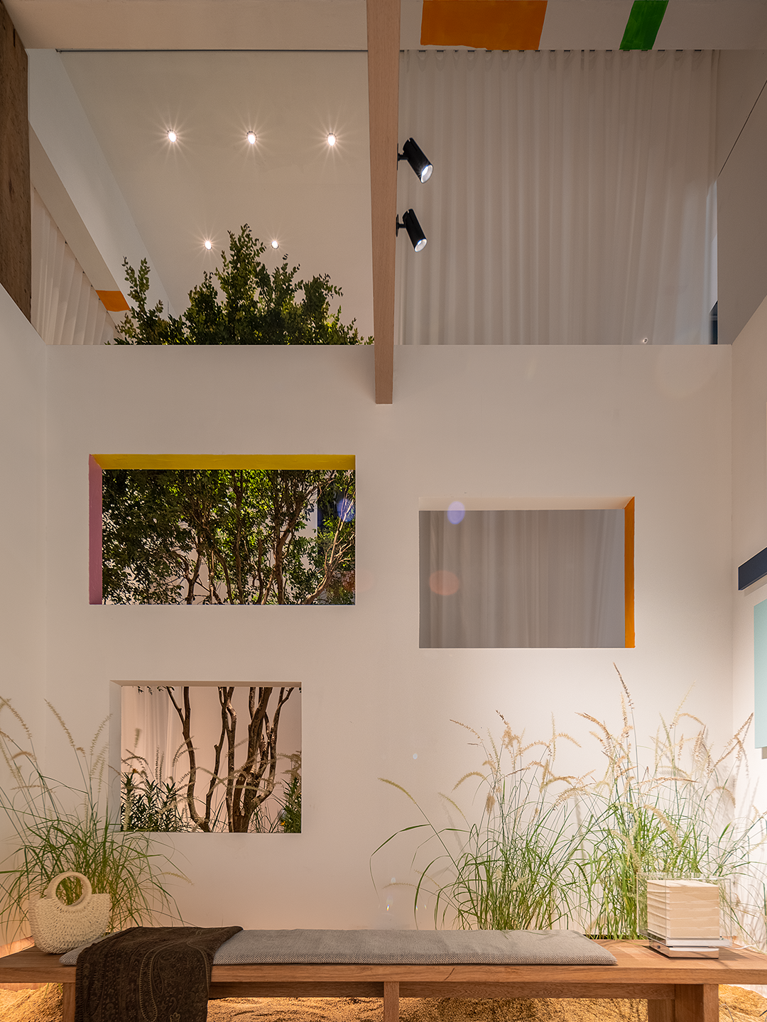 新作 · 赵睿 × 山石里予｜松弛的午后丨中国广州丨V2 纬图,OOD-73