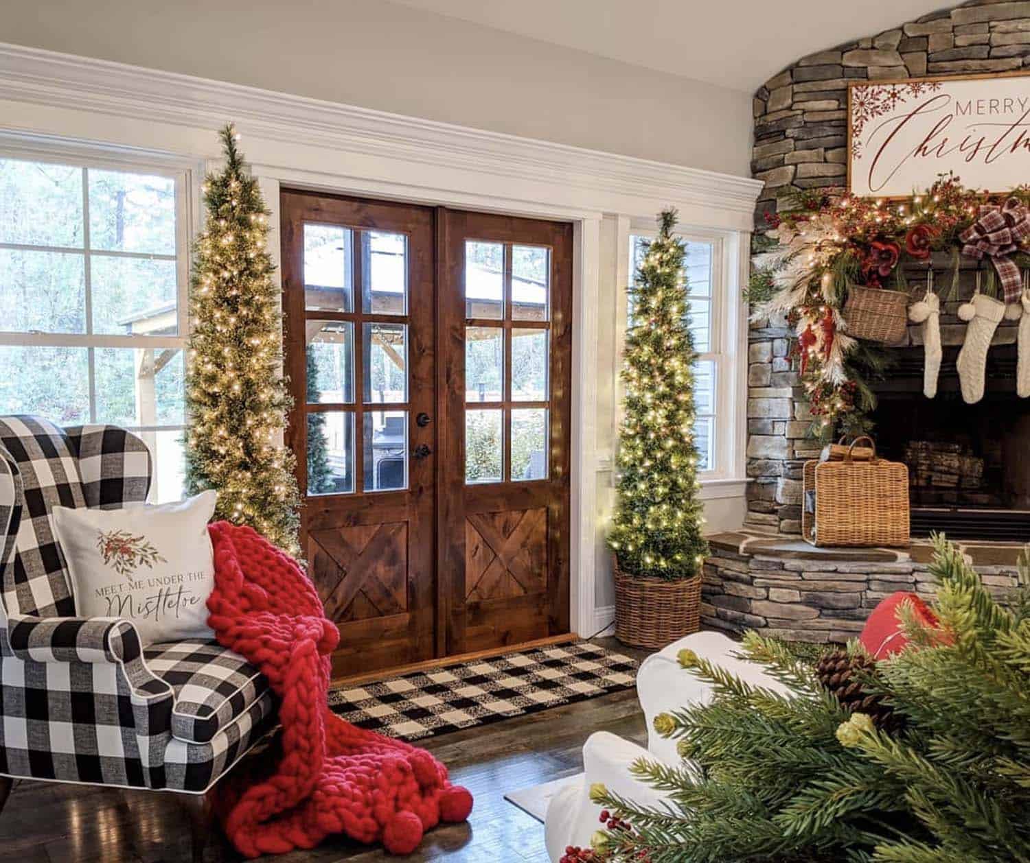 Wishing You A Very Merry Christmas: 80 Decorating Ideas To Inspire-77
