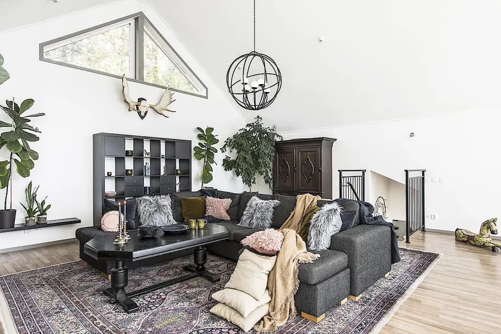 瑞典黑色别墅 | 水上的豪华游轮-14