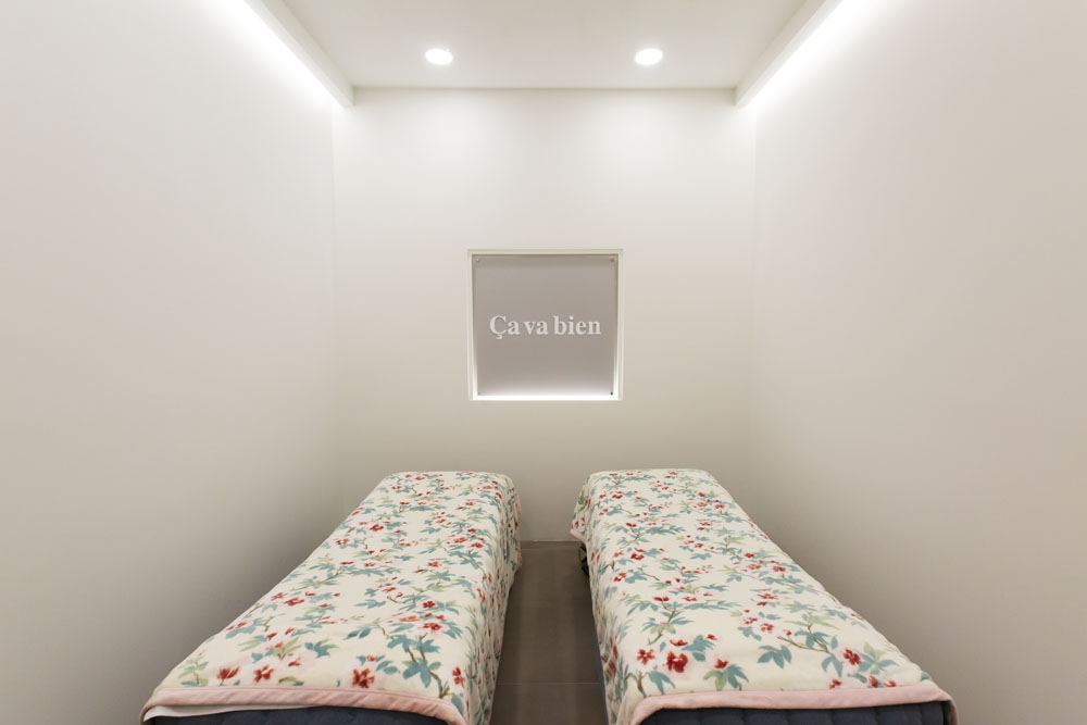 13 坪极简设计的江南美容沙龙-7