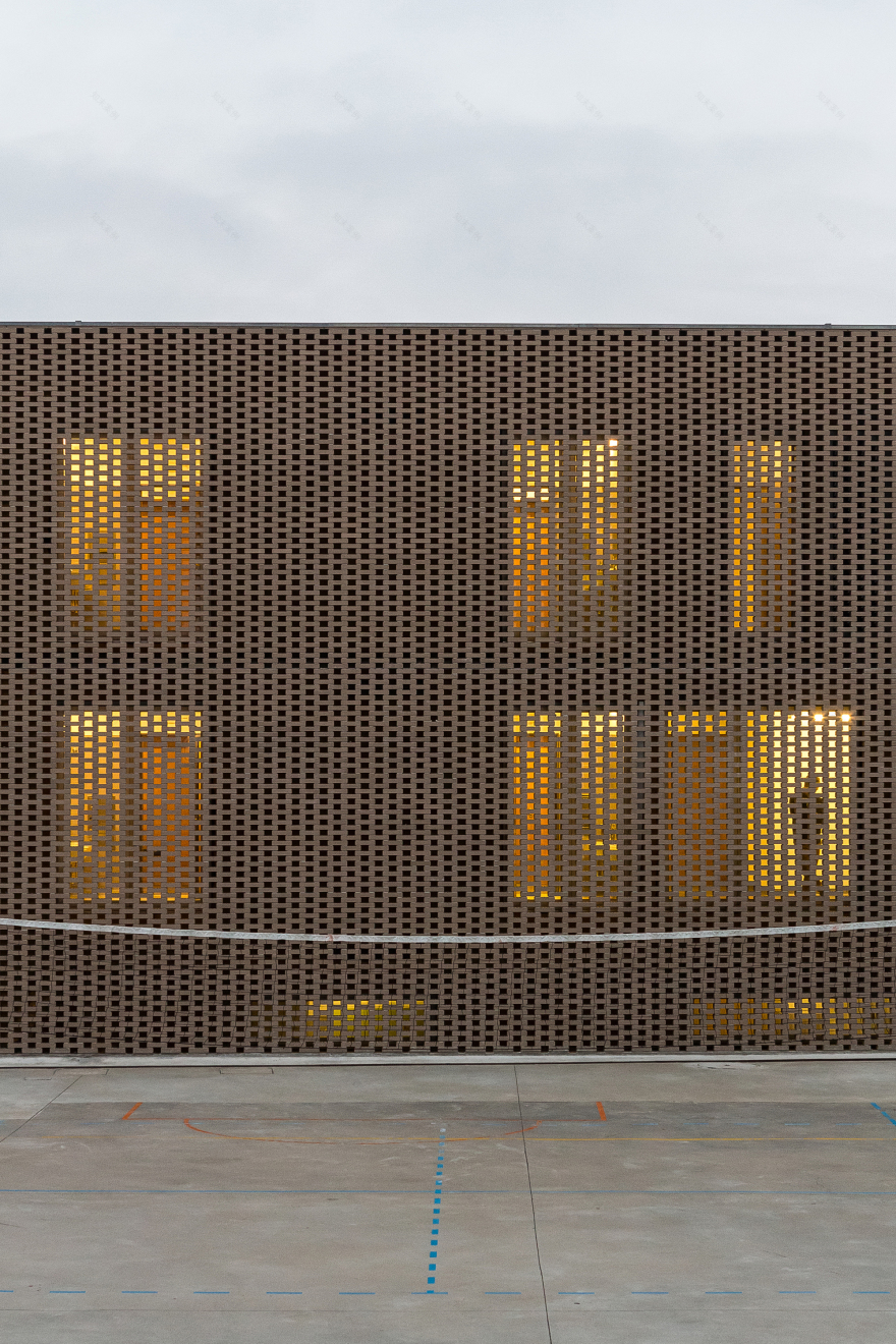 Dos Plátanos School / Murmuro-28