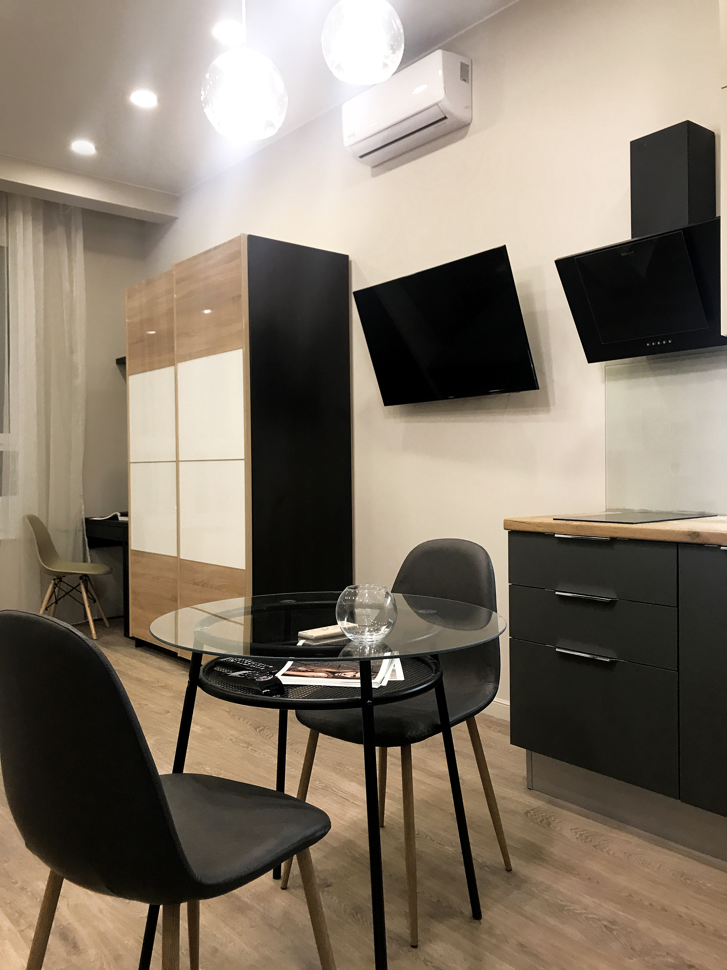 Интерьер компактной студии-12