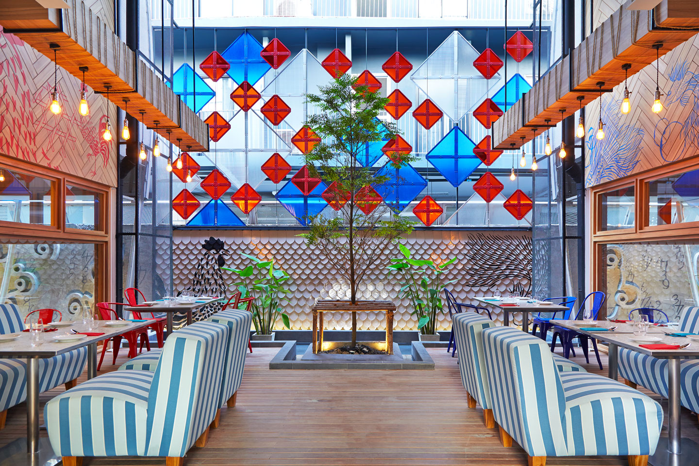 巴阿、嘎、丁·派对空间设计丨泰国曼谷-3