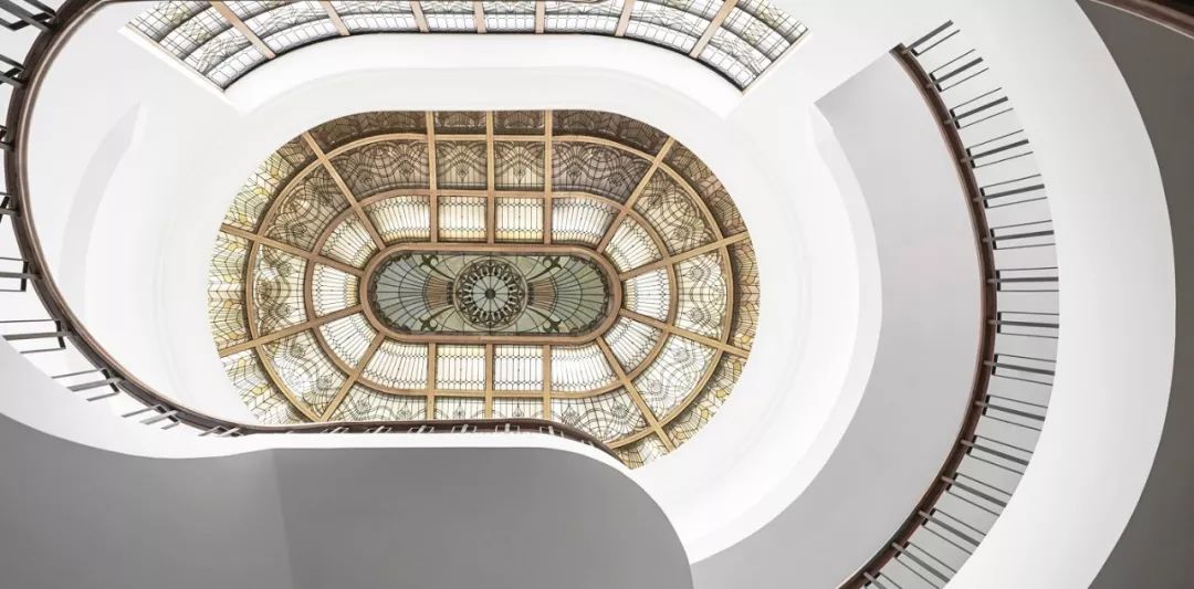 陆家嘴顶层私宅，舞者般的旋转楼梯-27