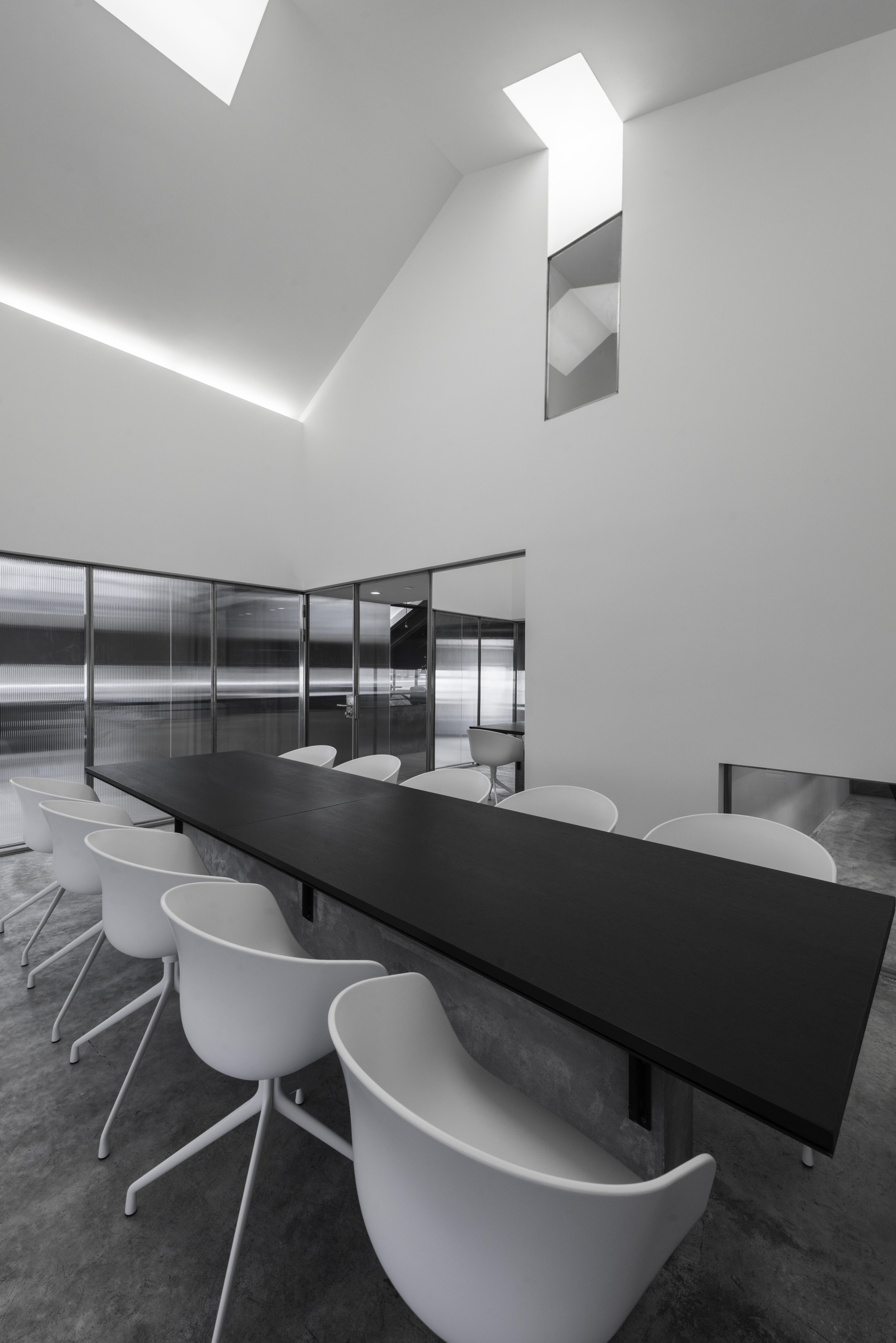 上海 Flamingo 办公室 | 迷你的阁楼空间，丰富的内心世界-13