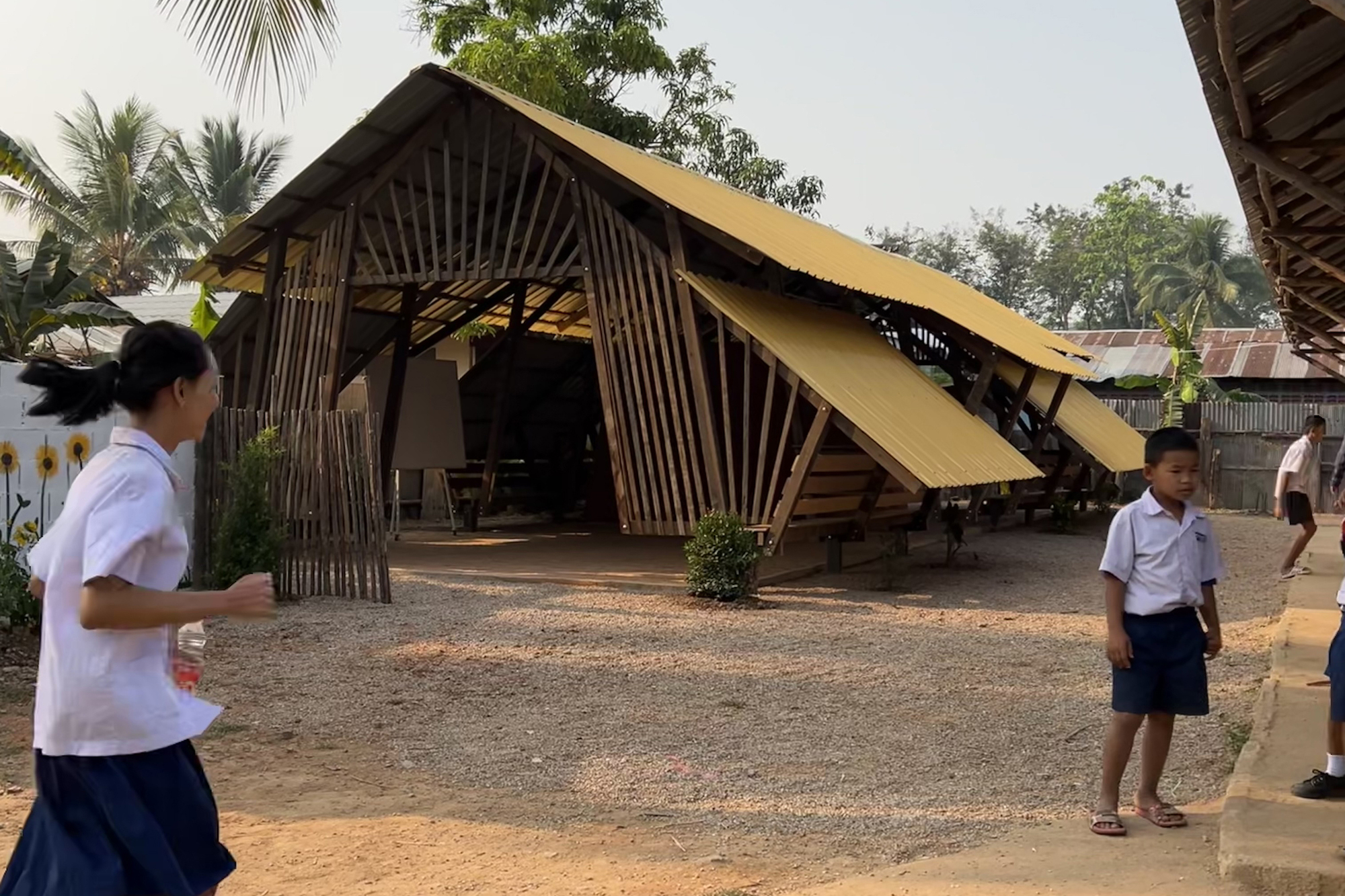 Irrawaddy Flower Garden Classroom Buildings / Simple Architecture-44