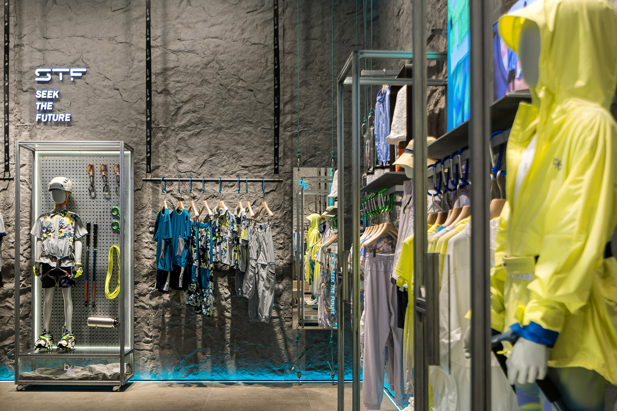 巴拉巴拉 b,p 长沙 IFS 国金店丨中国长沙丨0708 品牌设计-13