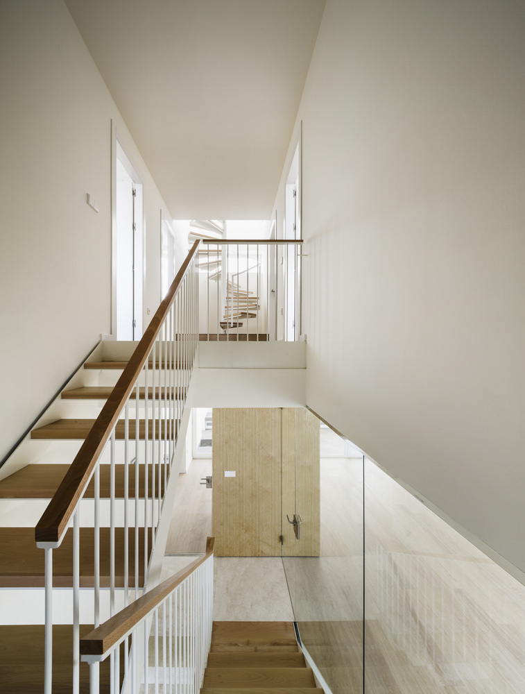 三宅共构的理性空间·西班牙 Granada 市住宅设计-28