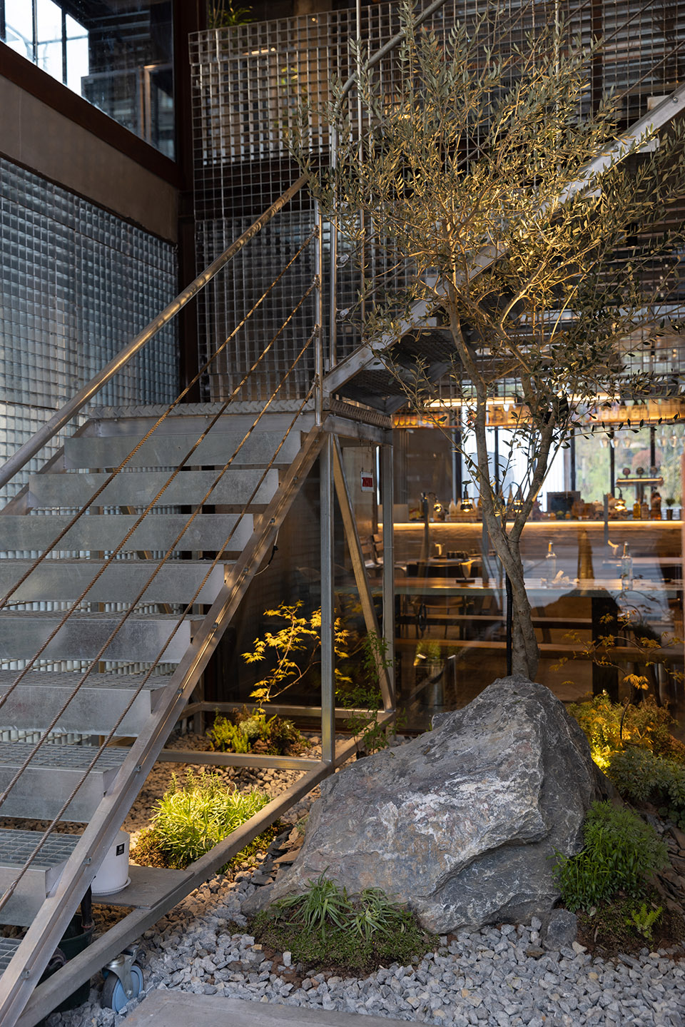 炙喜烧肉餐厅丨中国四川丨朴开⼗向设计事务所-30