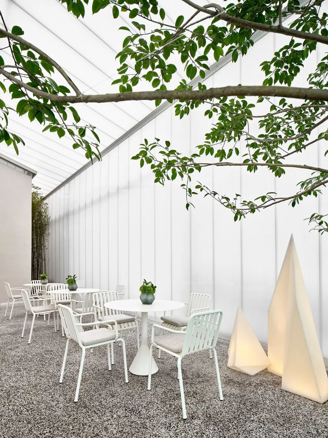 实地清远蔷薇熙岸销售中心丨中国清远丨新加坡FORMWERKZ-12