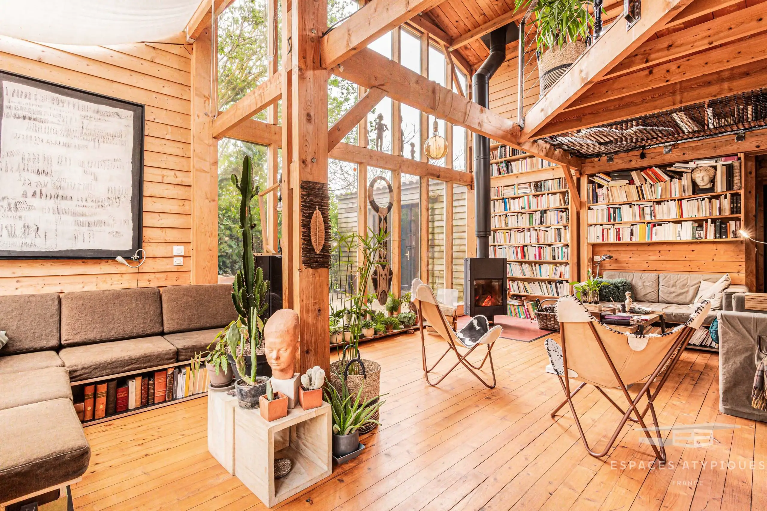 法式海滨木屋设计，厨房金属元素抢眼-1