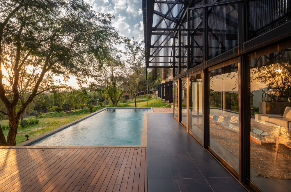 景观各种元素组成阴影游戏的度假屋设计丨戈者设计-13