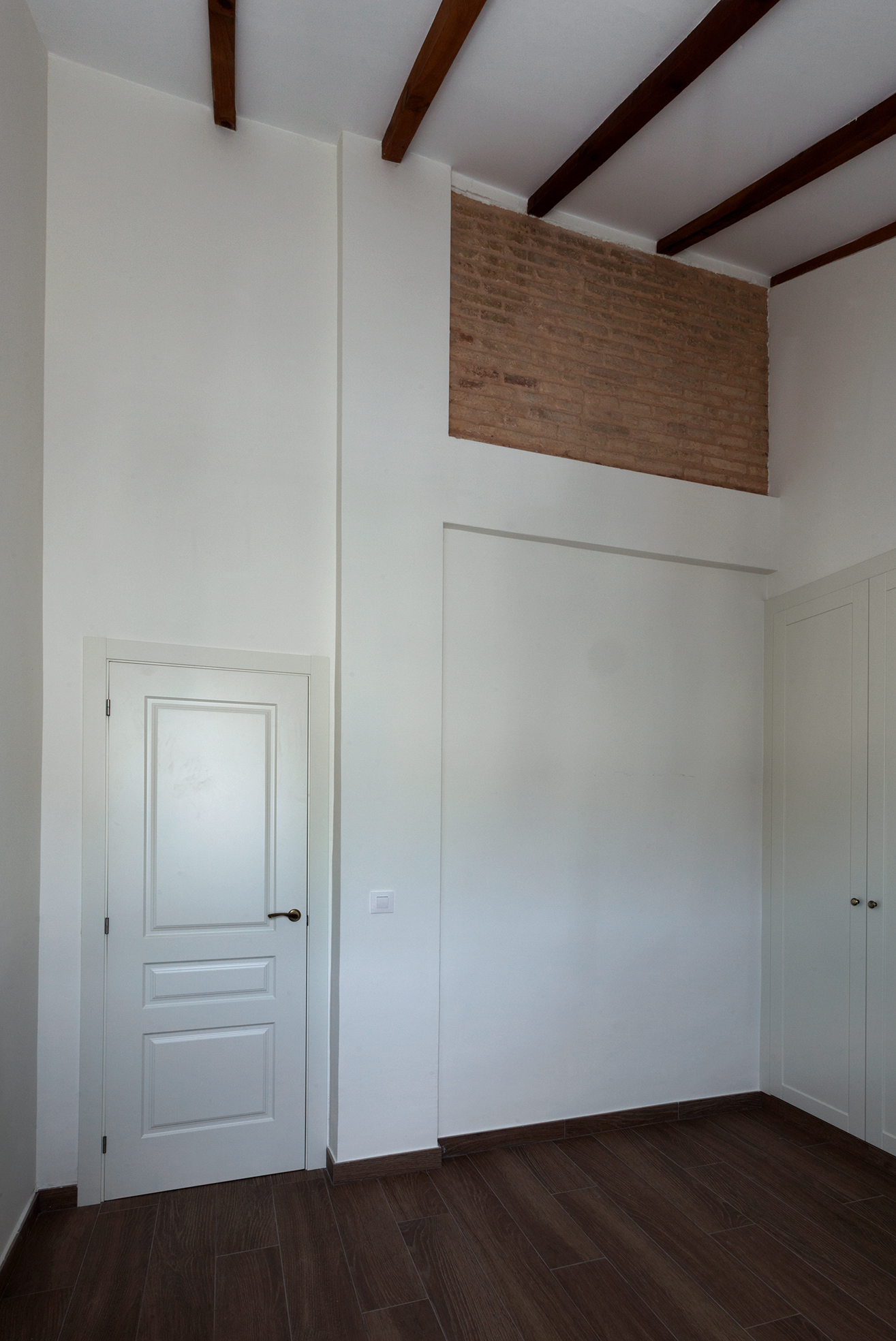 昨天的房子 | 气候保护与美学融合的现代住宅-8