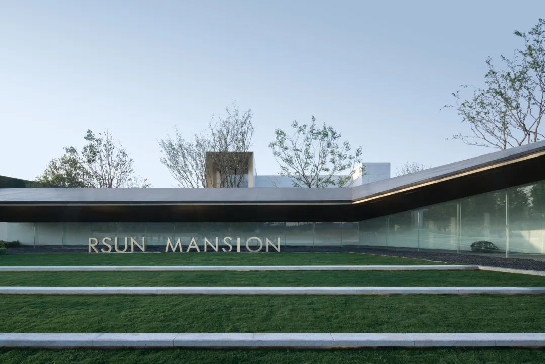 郑州弘阳府 | 现代艺术与自然景观的完美融合-21