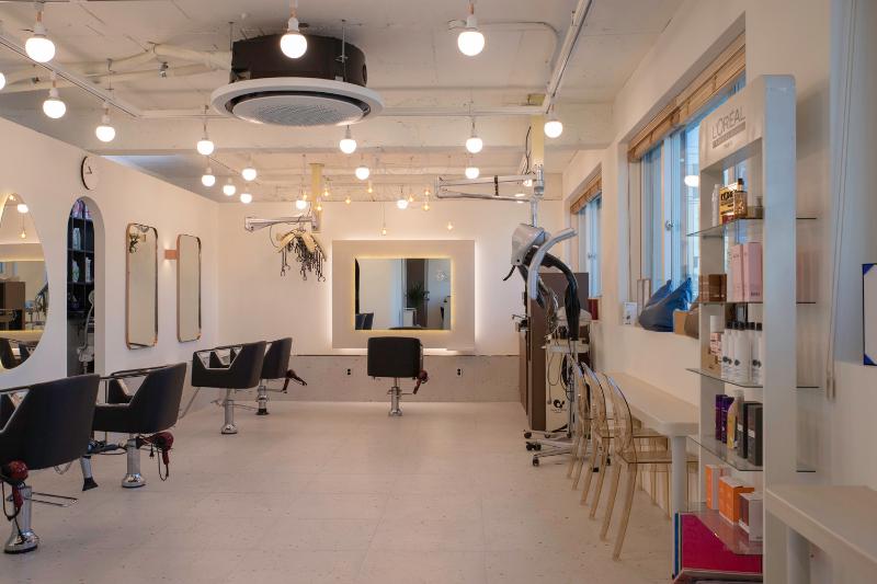 25 平美容院装修，白色调照明设计点睛之笔-2