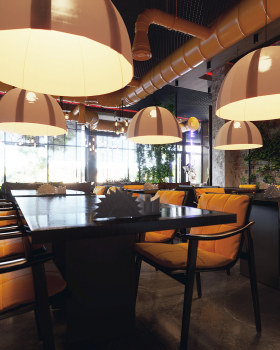 ELHOUSE restaurant and lounge
