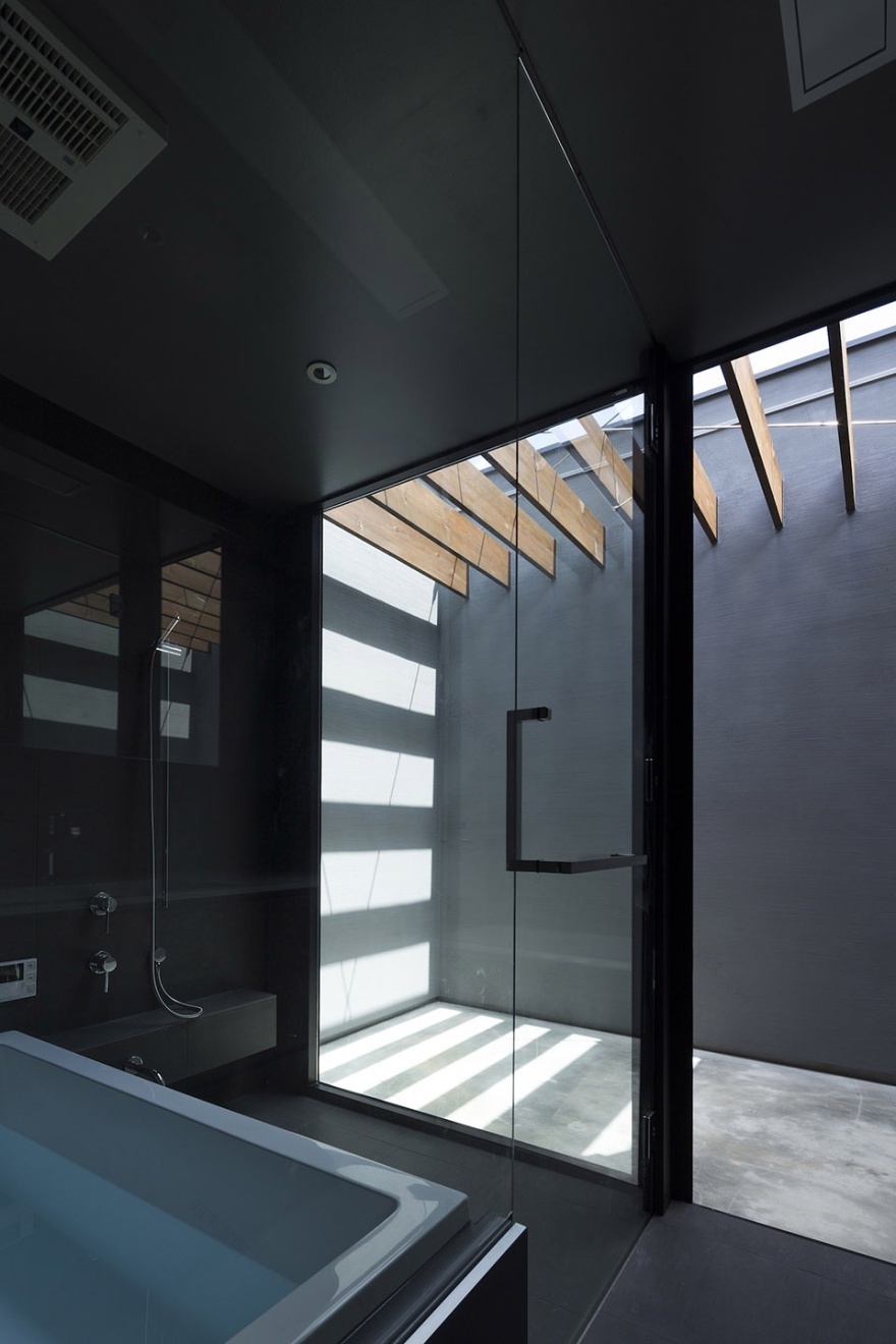 东京郊区多代人居住的 UMBER 住宅-23