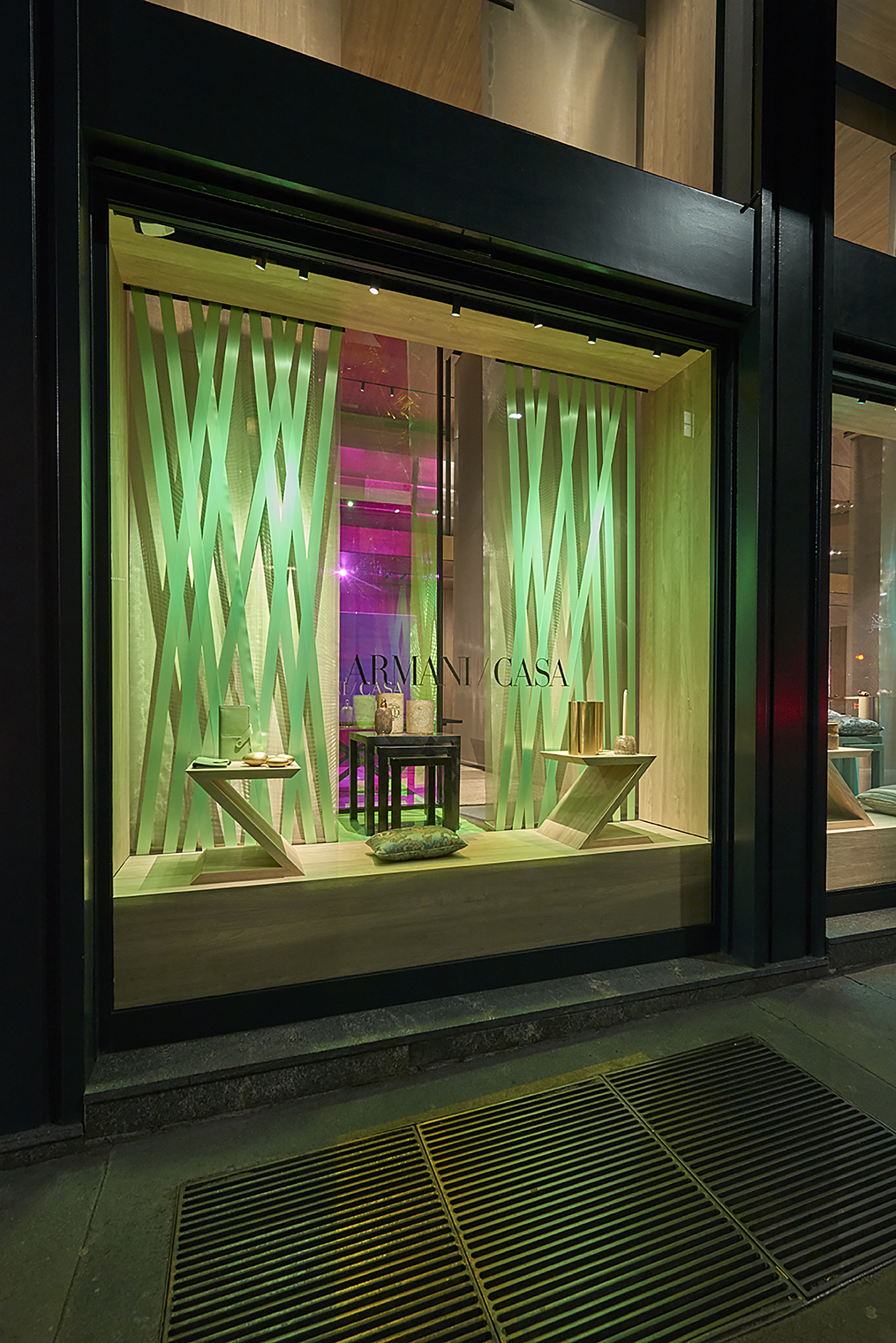 2017 年阿玛尼家居圣诞橱窗展示——米兰闪烁的玻璃艺术-4