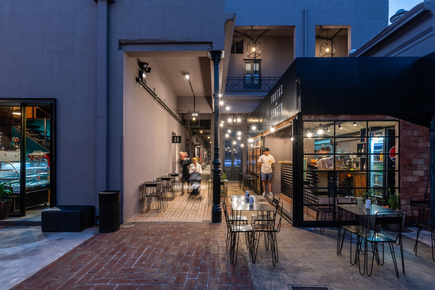 阿根廷百年修道院改造的购物中心-84