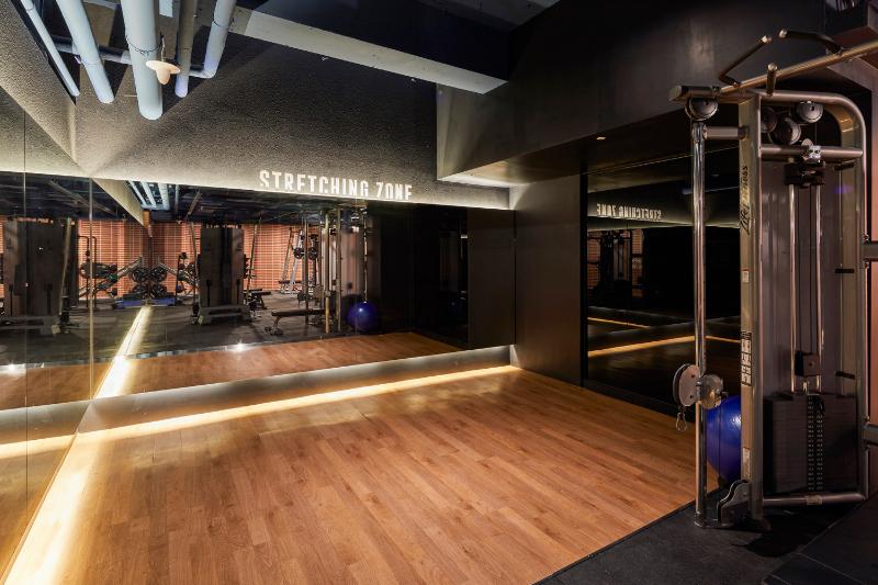 照明点亮 100 平商业空间-15