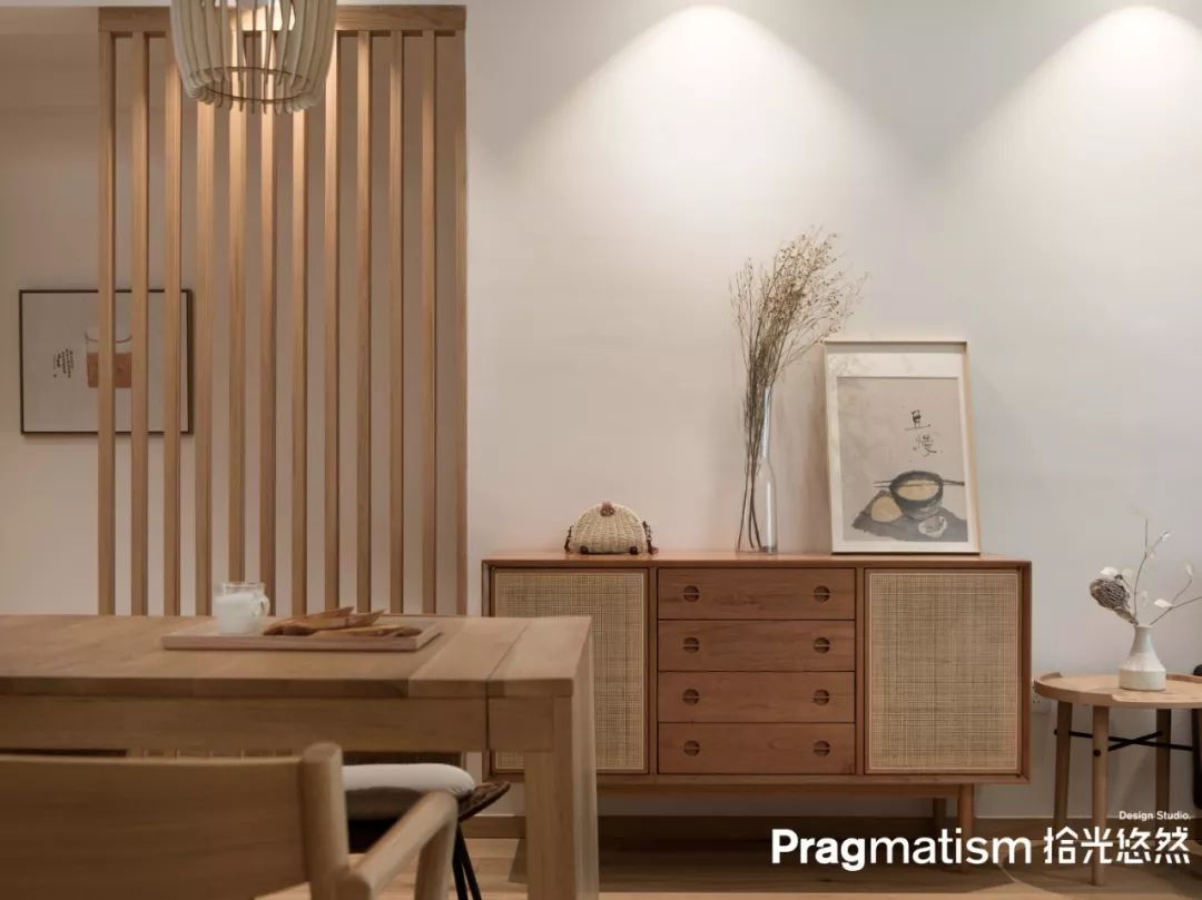 趣味满屋 | 金融 IT 夫妇的 140㎡现代私宅，猫狗双全，人生美满-44