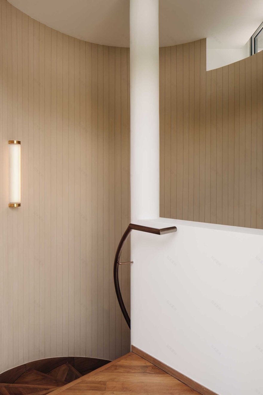 Interior Designer Gabriel Tan take on the Penthouse that Celebrates Irregularities in Singapore — Design Anthology-21