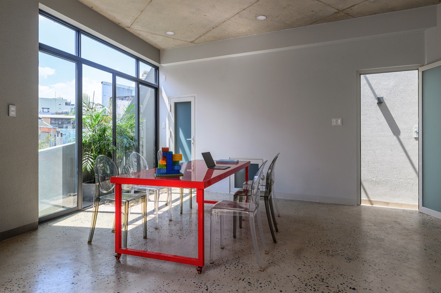 越南 CORNERSTONE 综合用途建筑丨越南胡志明市丨ROOM+ Design & Build-48