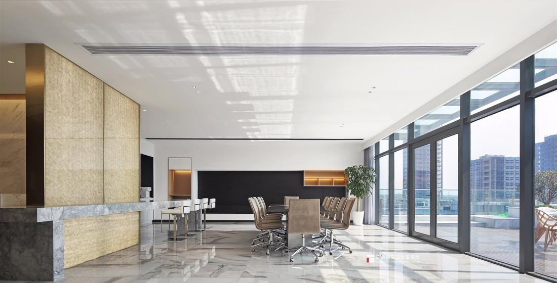 科技与人文共融的办公空间设计-14