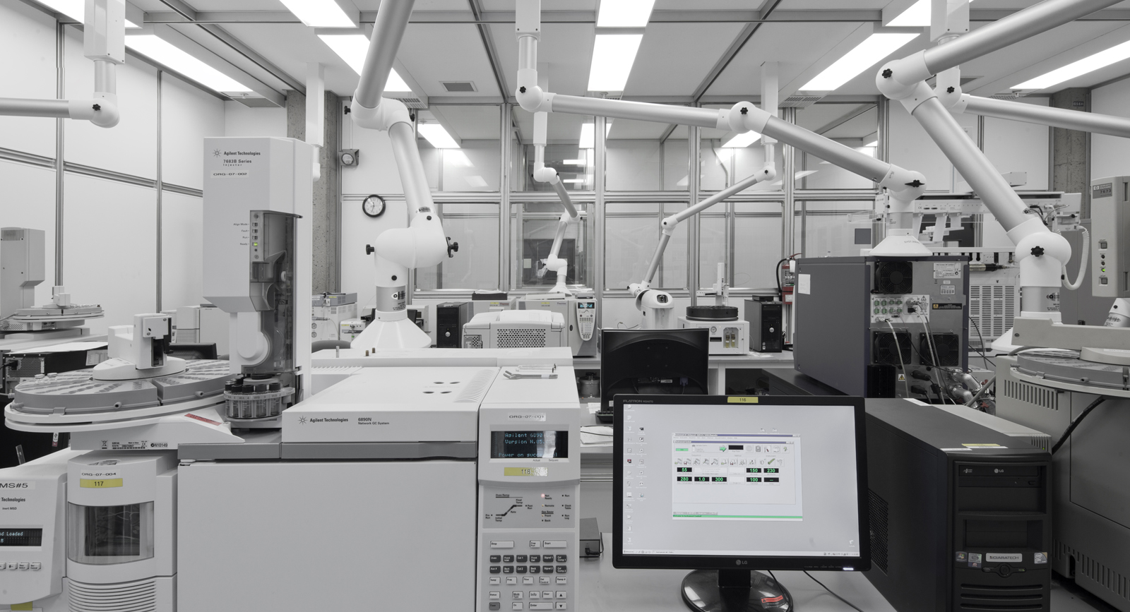 Re-fit of CEAEQ at Quebec City?s Science Complex-0