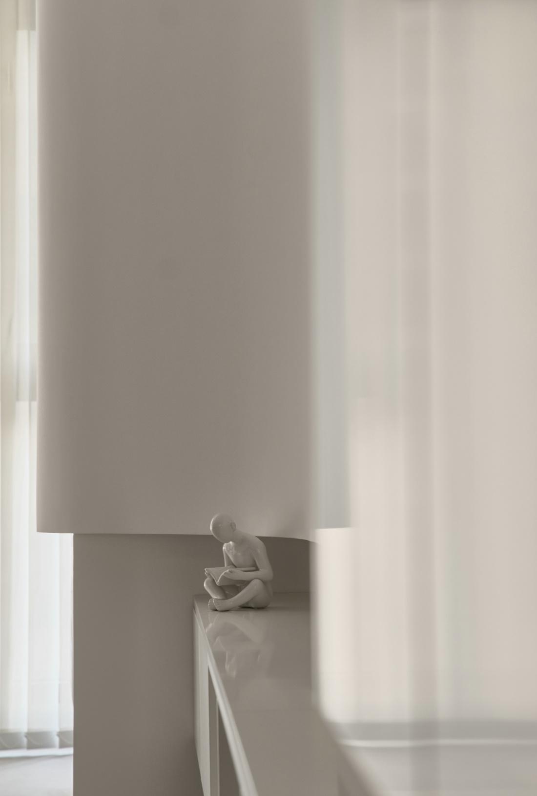 极简风开放式厨餐厅-11