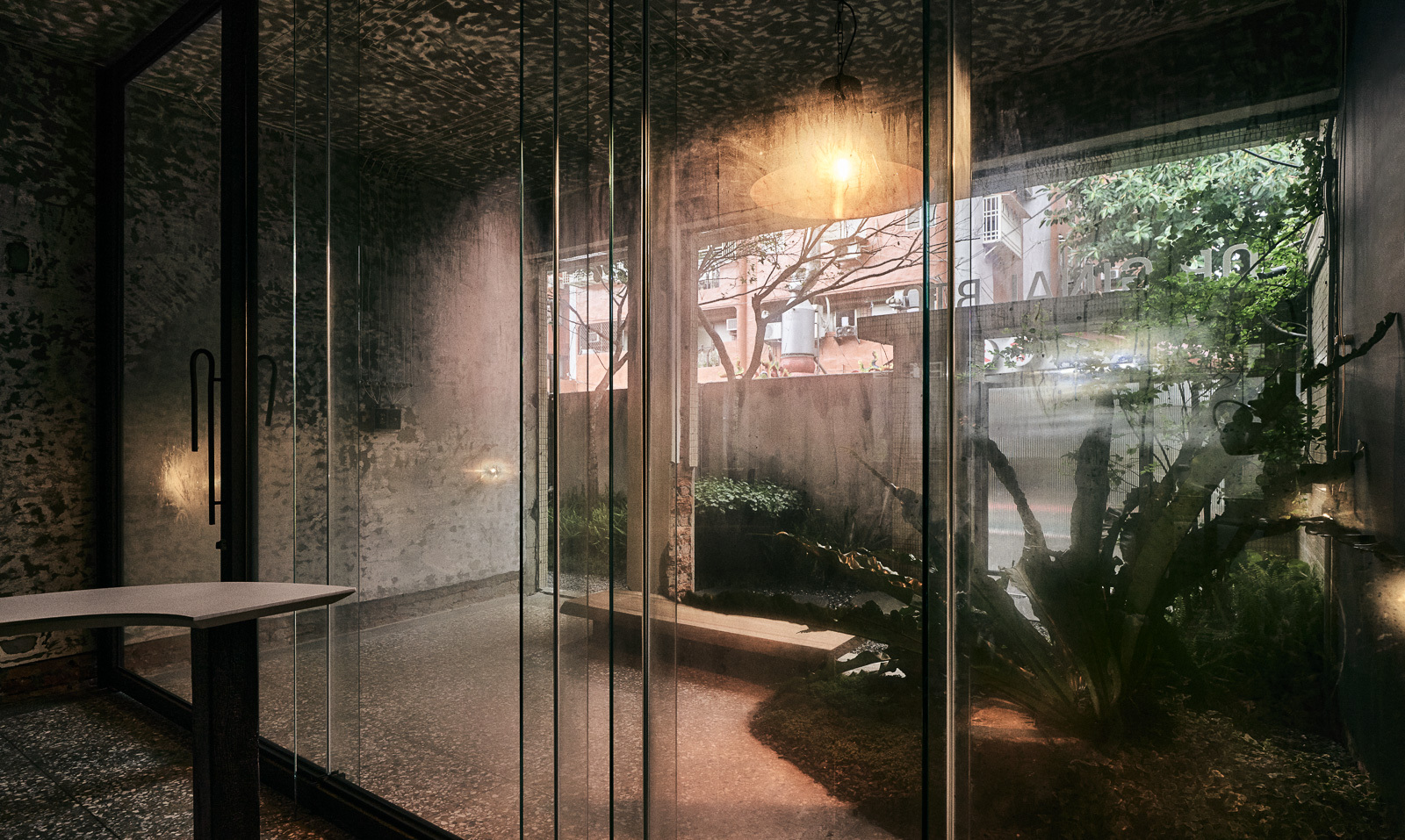 台北Original BTC灯具展厅设计丨中国台北丨合风苍飞设计+张育睿建筑师事务所-32