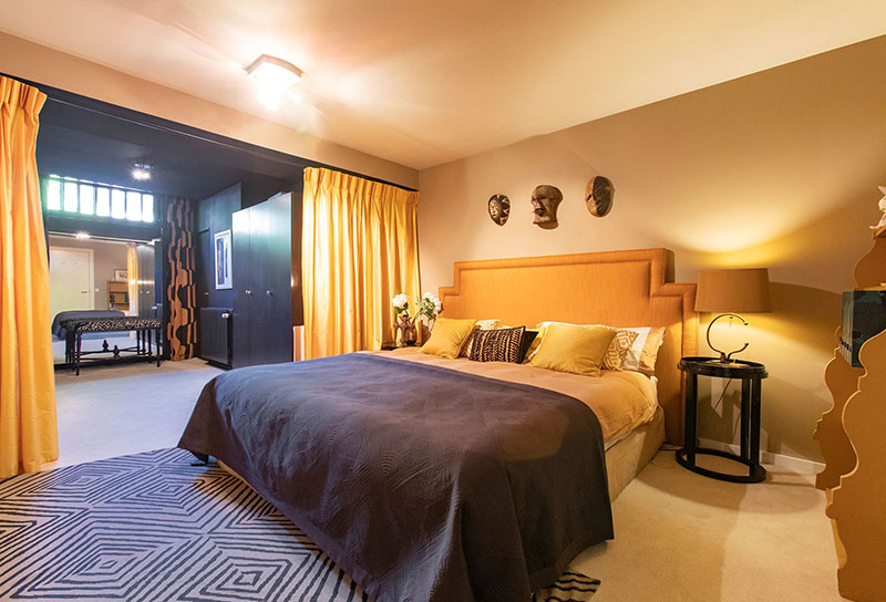 阿姆斯特丹黄色公寓，热带风情与传统欧式风格的碰撞-8