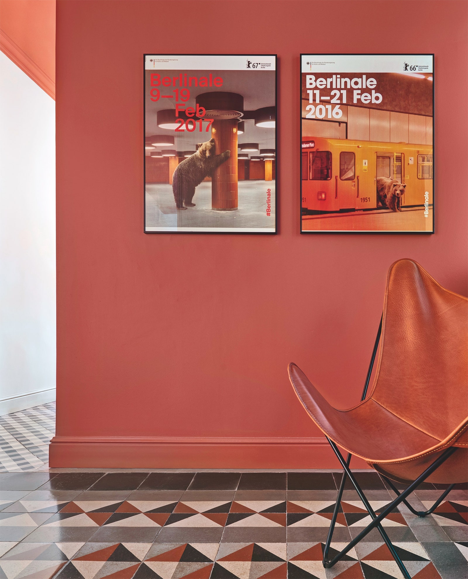 西班牙设计师 Carme Pardo 打造多彩活力巴塞罗那公寓-6