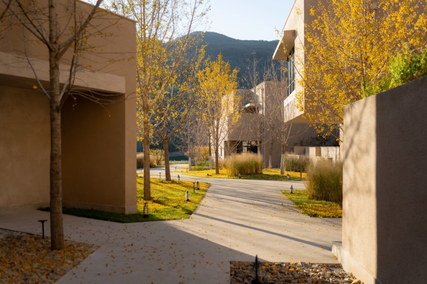 阿那亚金山岭酒店组团(含书店,酒店,泳池等)丨中国河北丨WTD纬图设计-49