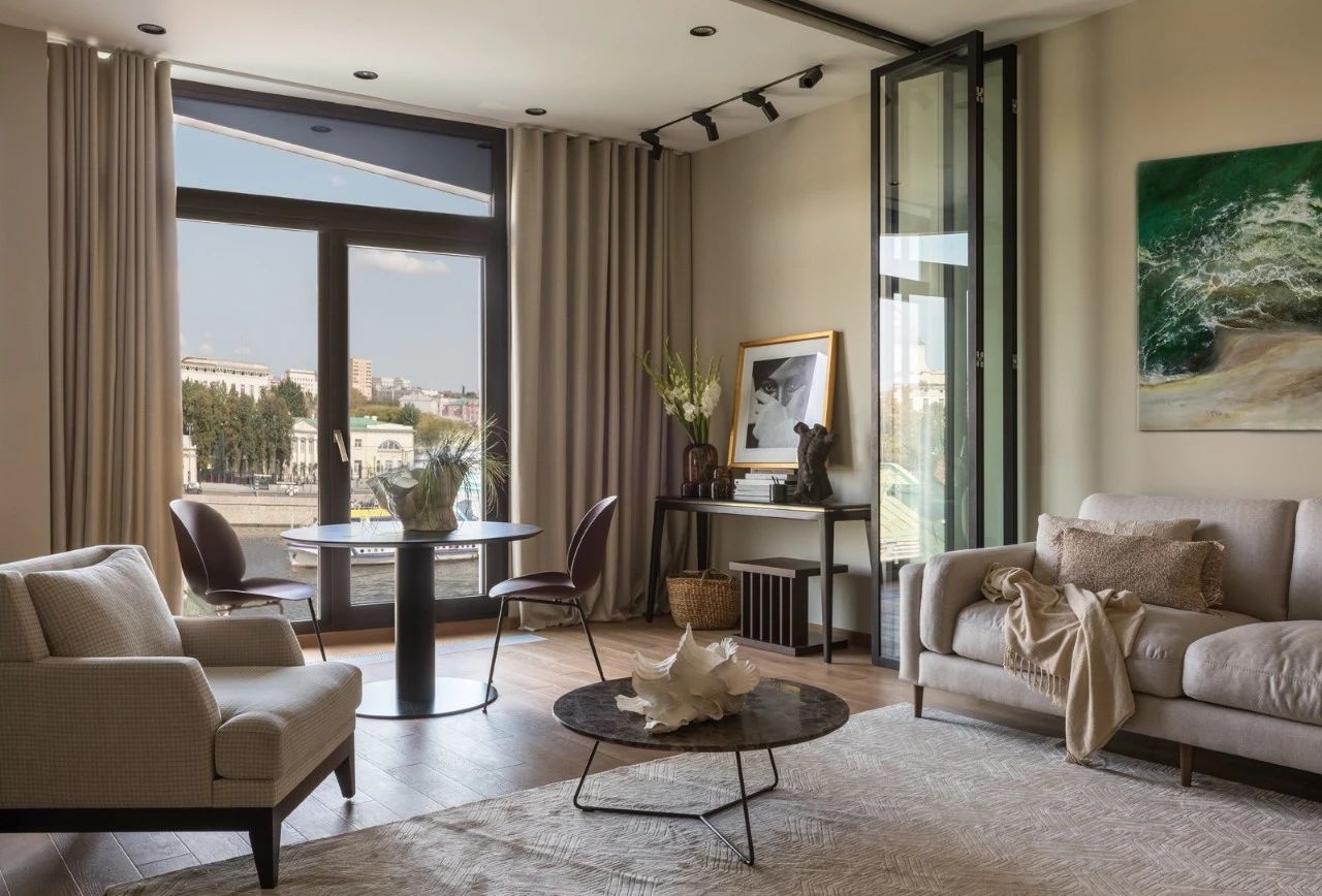 76㎡三人住传统雅致空间设计丨Anastasia Rykova 和 Anna Denisova-0