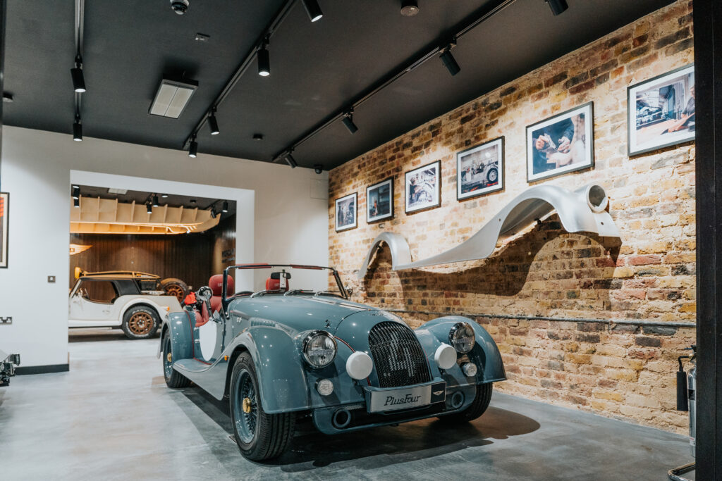 摩根汽车伦敦旗舰店丨英国伦敦丨Hewitt Studios LLP-12