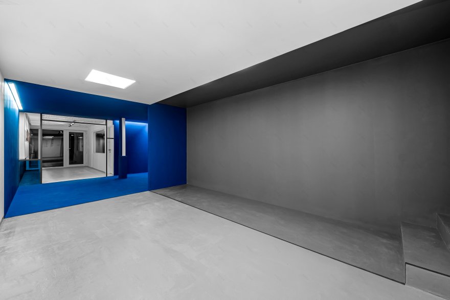 蓝色立方体办公室丨伊朗德黑兰-18